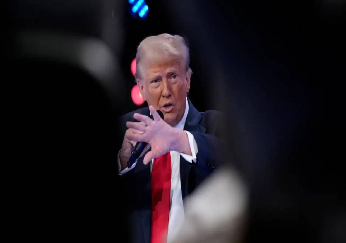 Trump hints at public stake in AI companies - News Karnataka