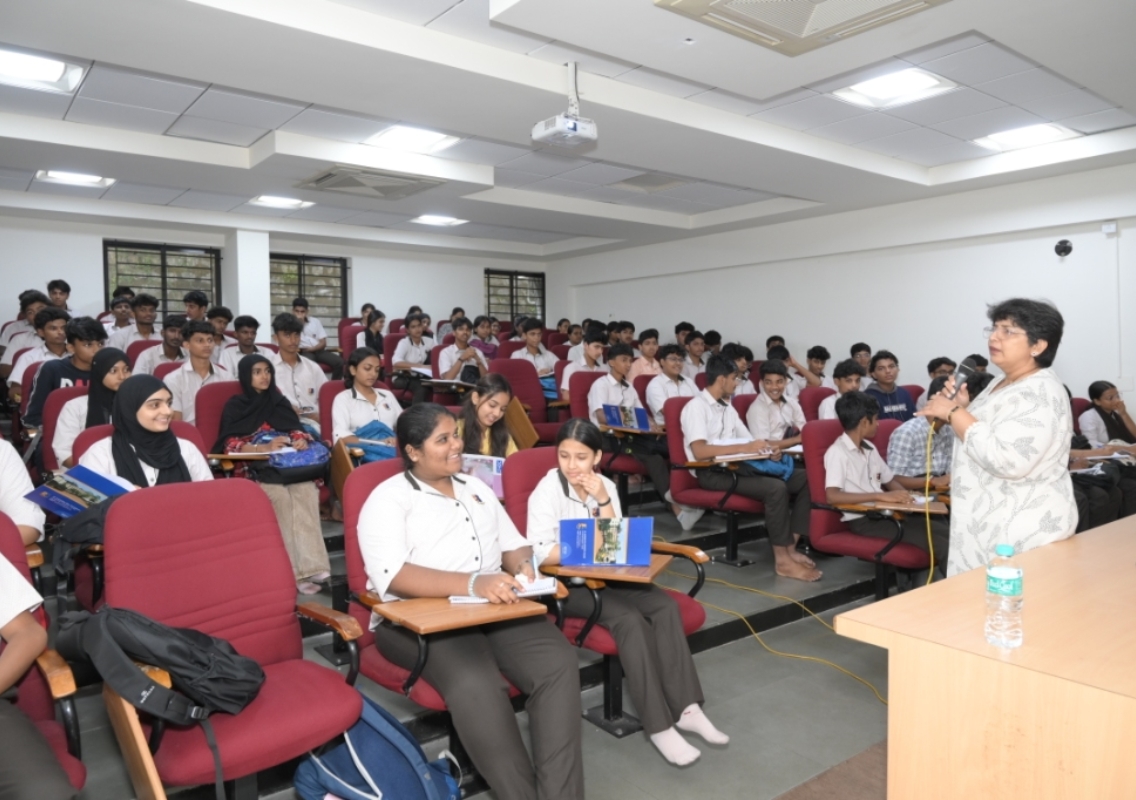 St Aloysius PU College orientation programme inspires students for future success - News Karnataka