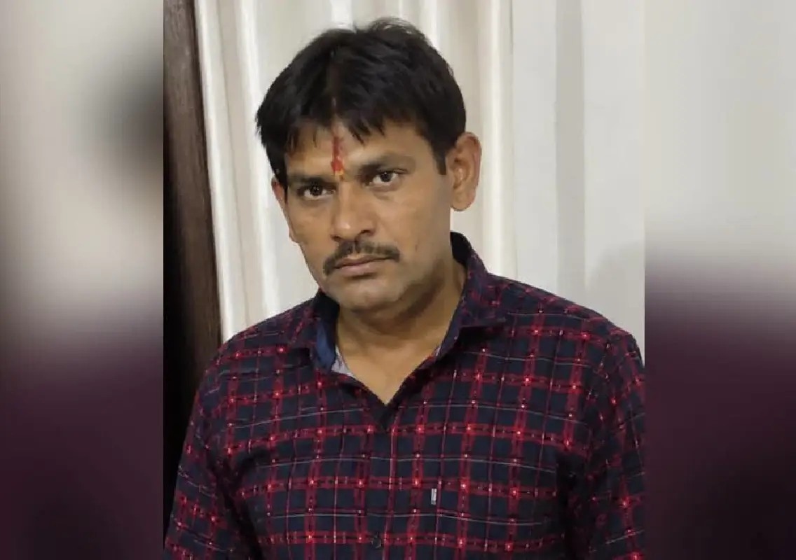 Auto driver dies after elephant attack while trying to feed jaggery - News Karnataka