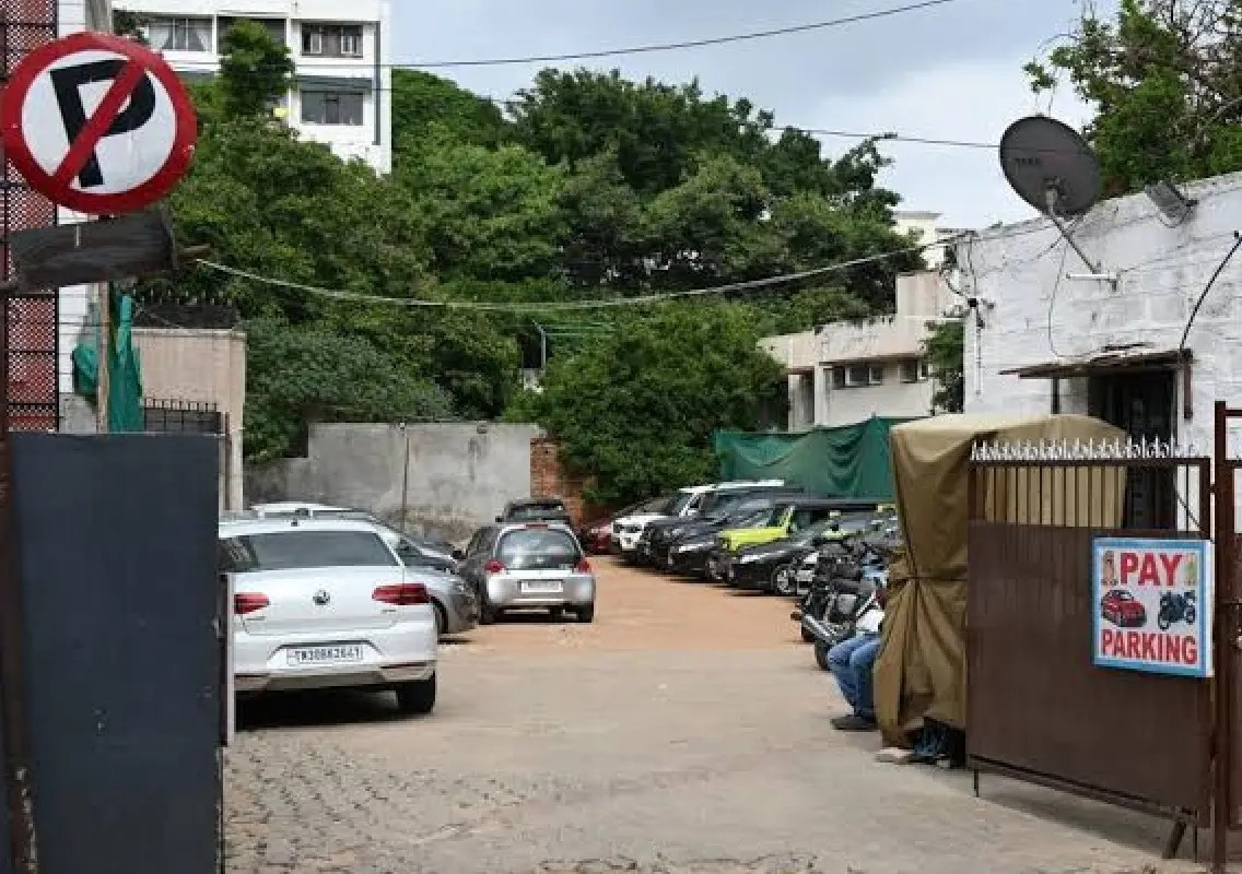 Bengaluru may end free parking under new policy - News Karnataka