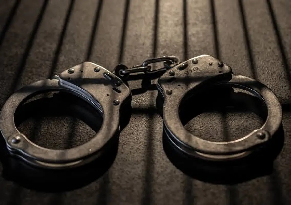 Domestic help held for ₹50 lakh theft after 18 years of service - News Karnataka