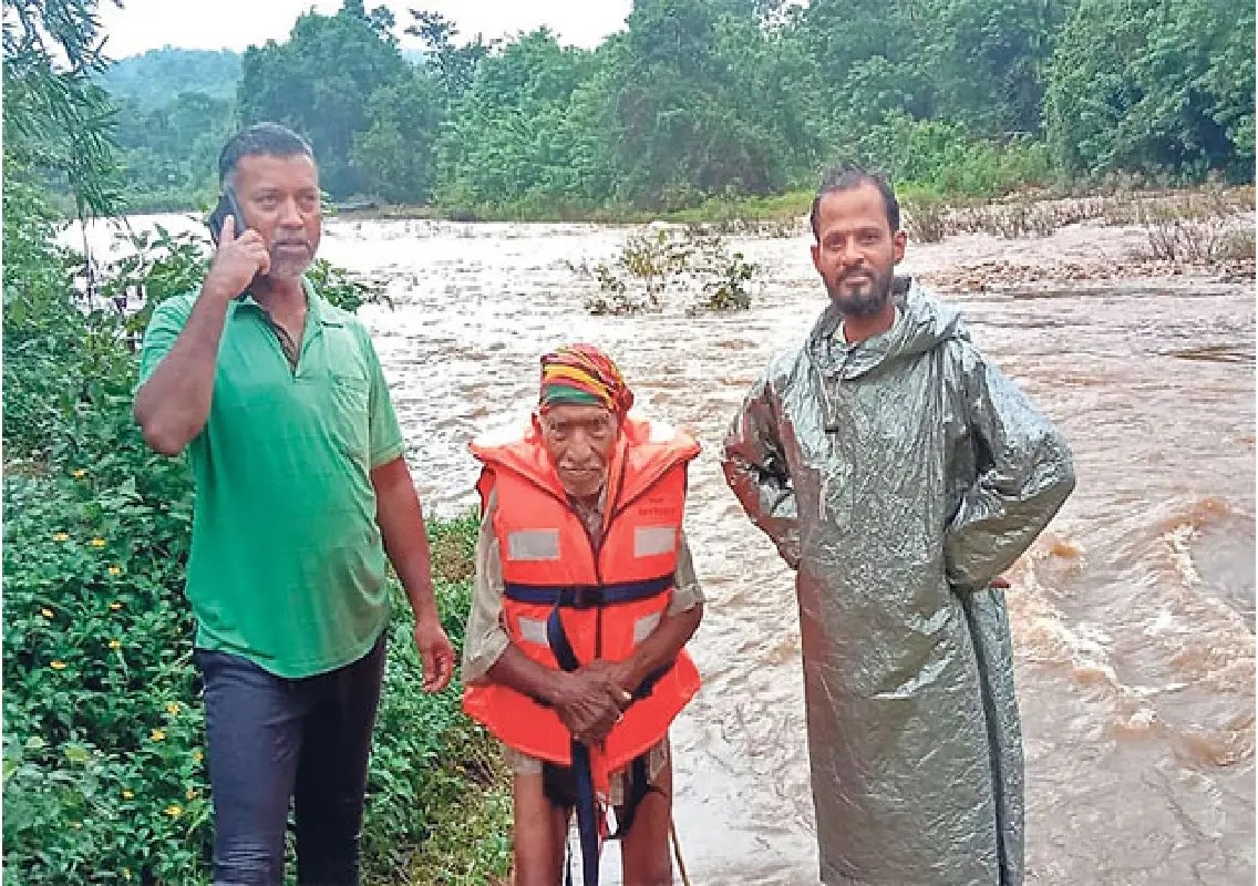 Elderly man rescued from Kapila river as heavy rain lashes Beltangady - News Karnataka