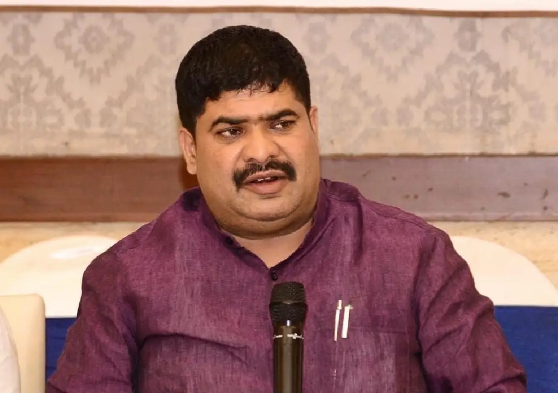 Karnataka High Court quashes FIR against BJP MLA Vedavyas Kamath - News Karnataka