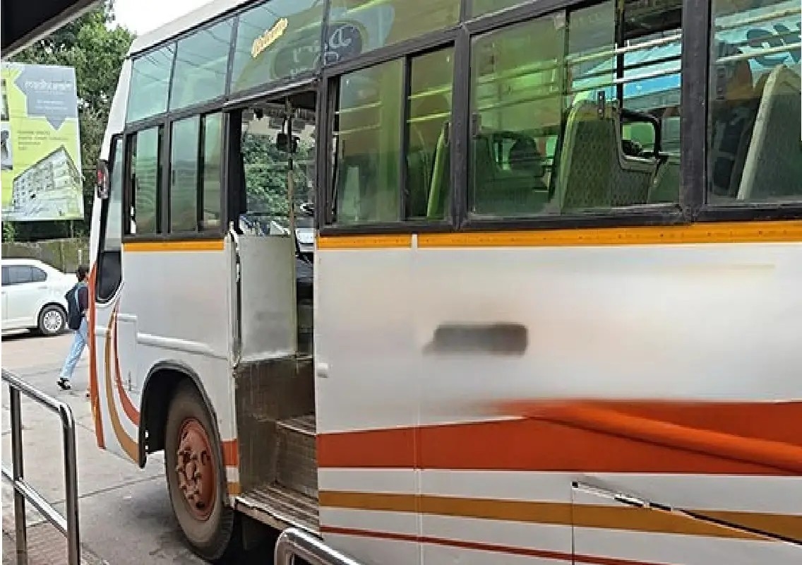 Many Udupi private buses yet to install mandatory folding doors - News Karnataka