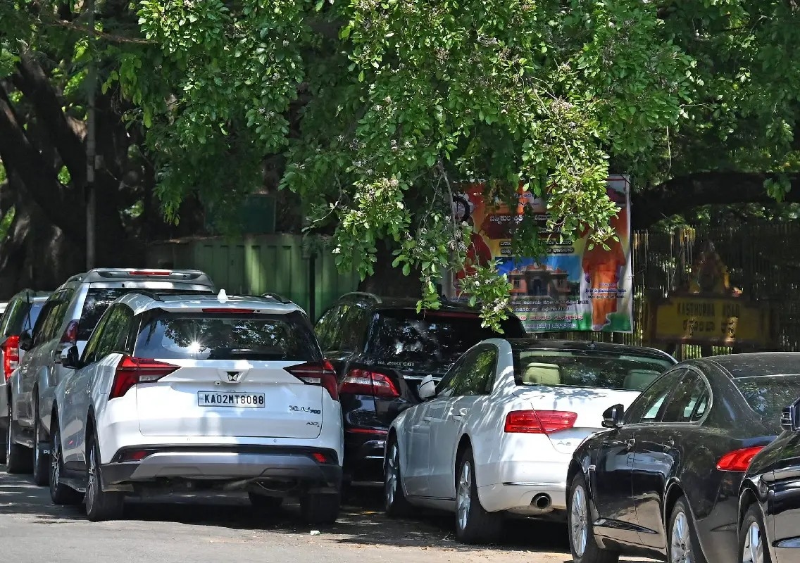 More parking spaces alone won't solve Bengaluru's roadside parking problem - News Karnataka