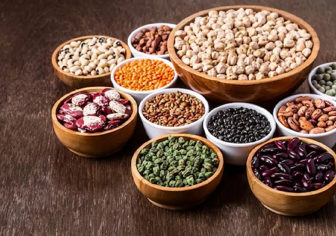 Nuts and lentils may help lower cholesterol, say heart experts - News Karnataka