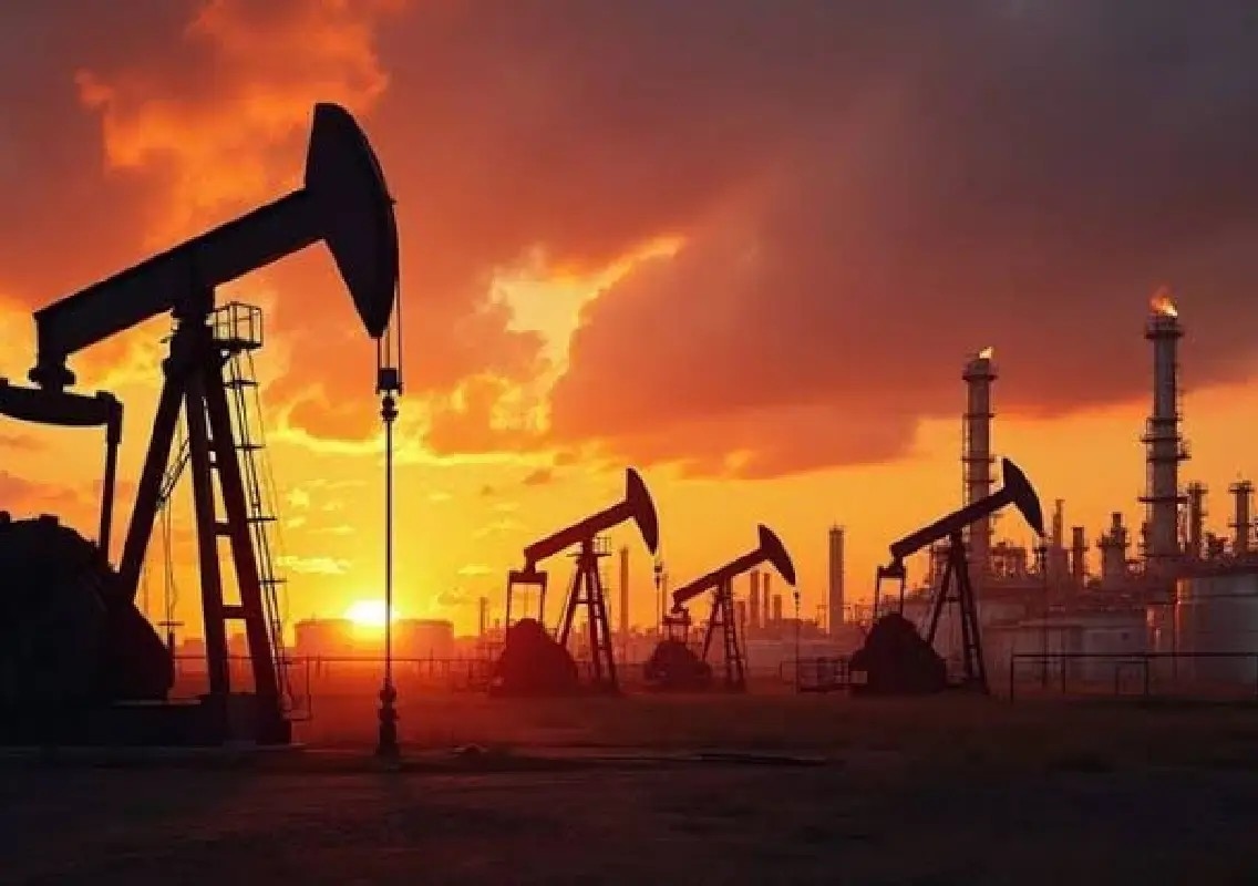 Oil prices surge as Trump warns of more strikes on Iran - News Karnataka