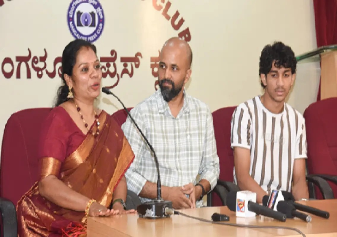 Roopashree Varkadi celebrates National Award win - News Karnataka