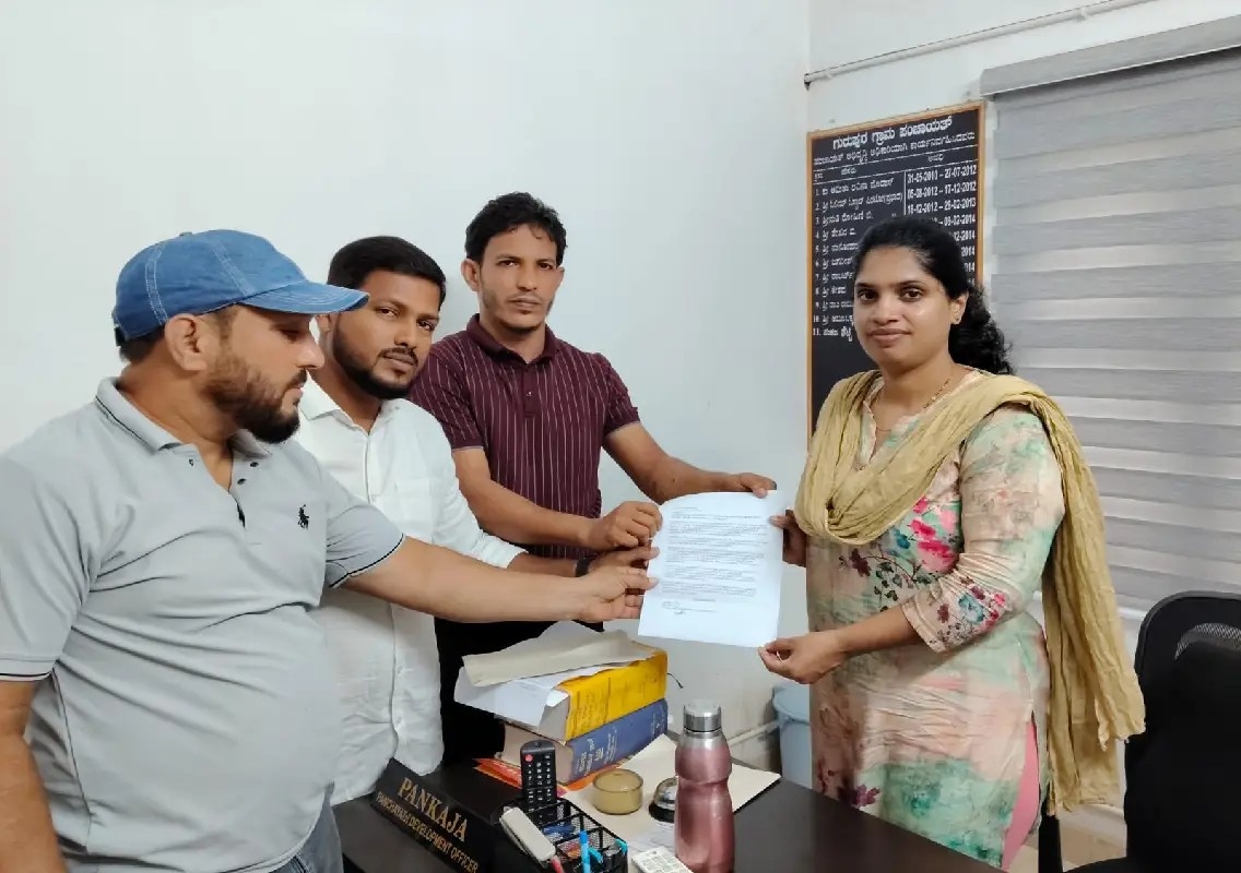 SDPI opposes Gurupura panchayat's garbage fee hike - News Karnataka