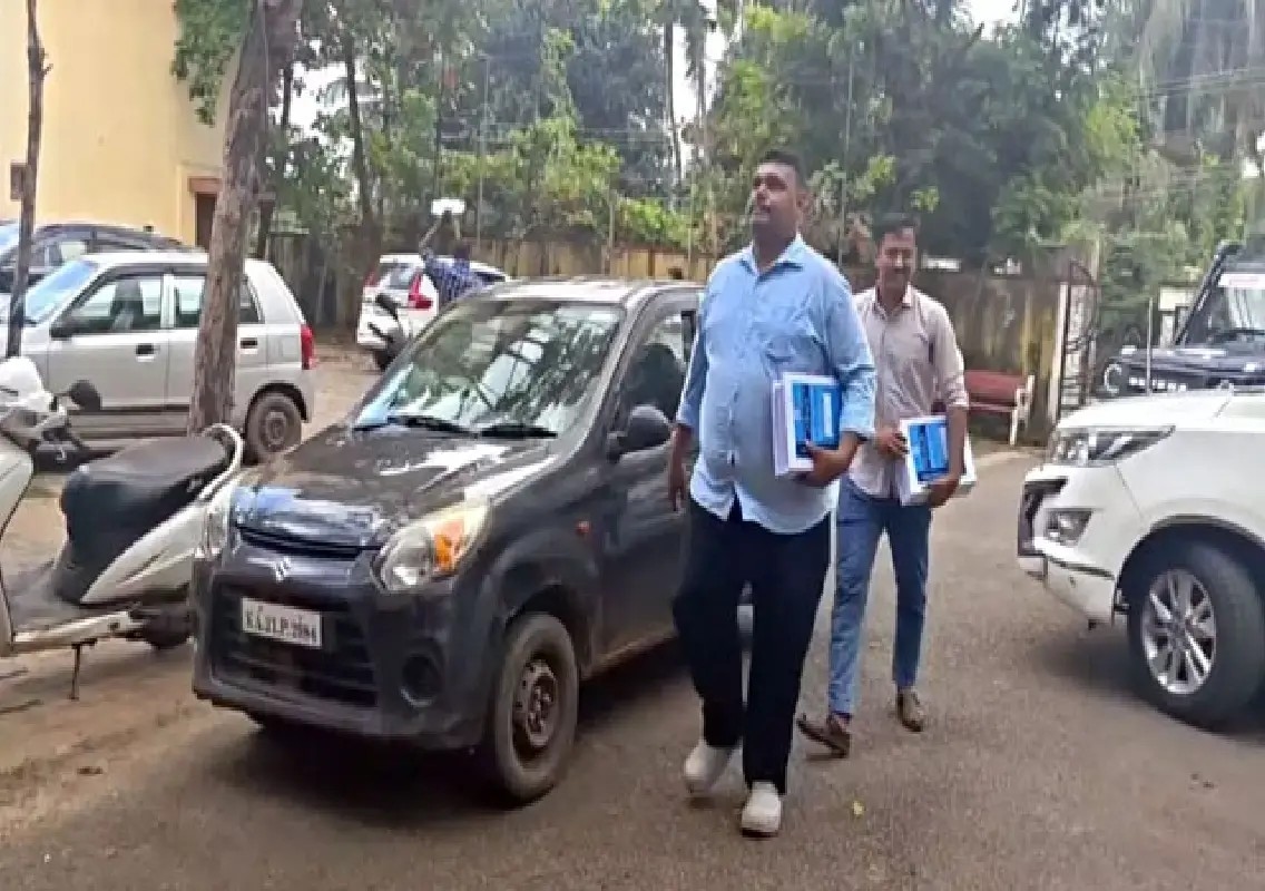SIT submits 7,005-page final report in Dharmasthala case - News Karnataka