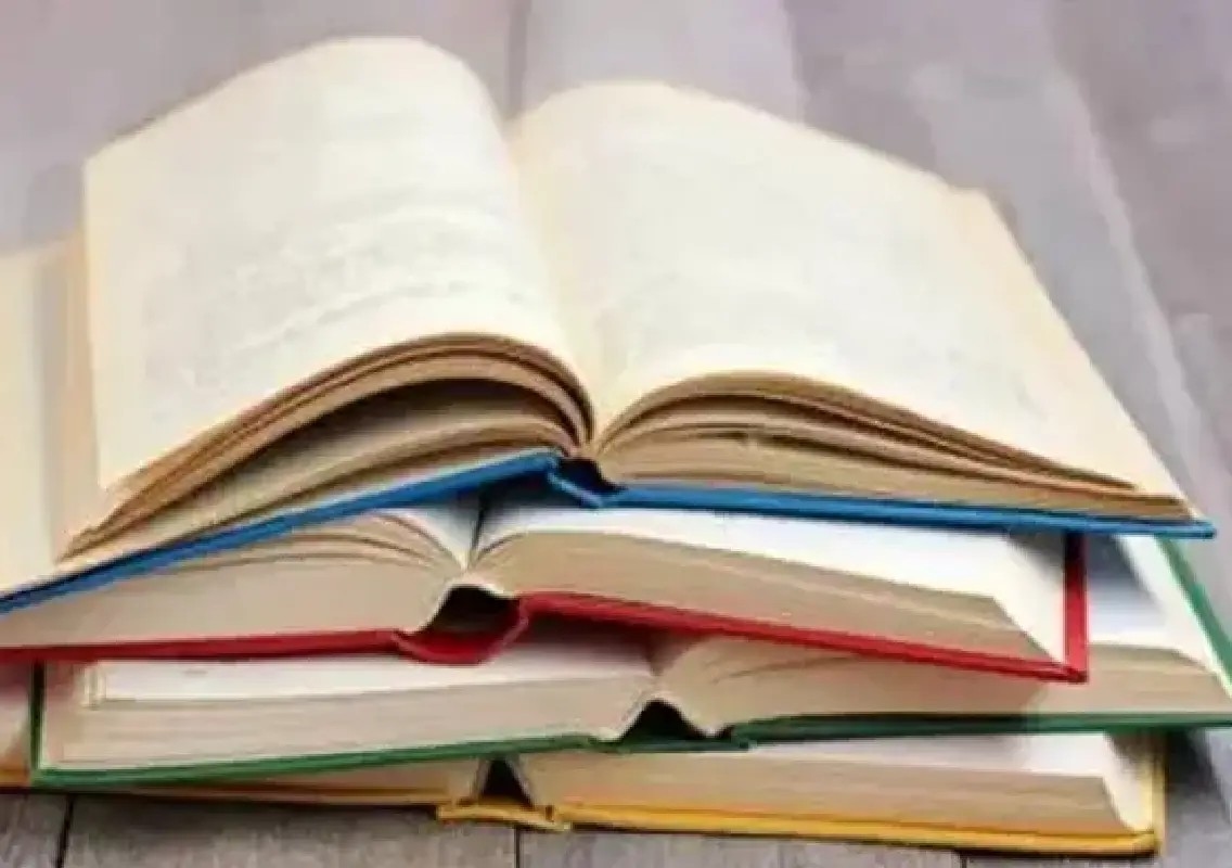 Social media post sparks debate on textbook reuse in Indian schools - News Karnataka