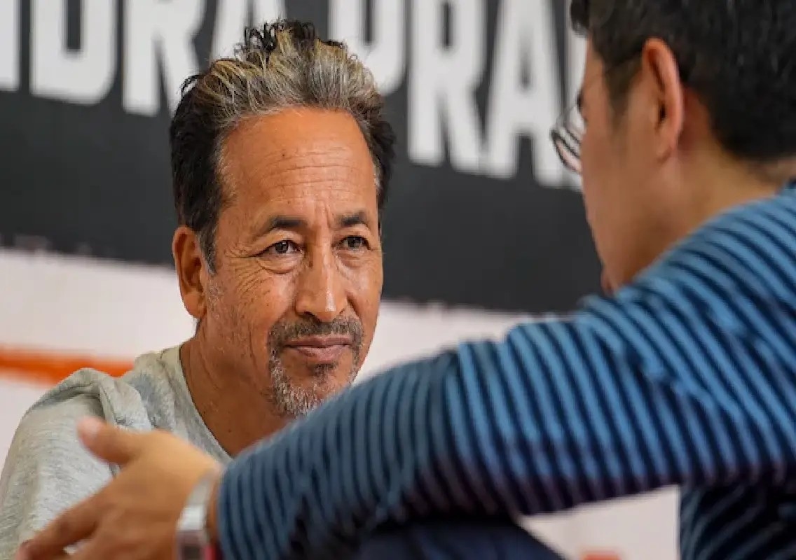 Sonam Wangchuk vows to continue fast until Parliament march - News Karnataka