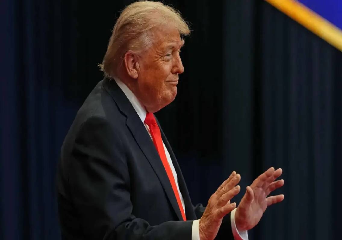 Trump stirs controversy during Khamenei funeral - News Karnataka