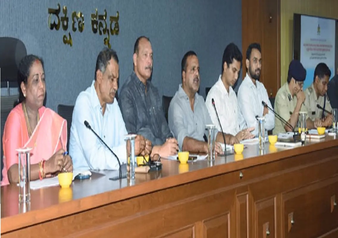 U T Khader assures adequate disaster funds for Dakshina Kannada - News Karnataka