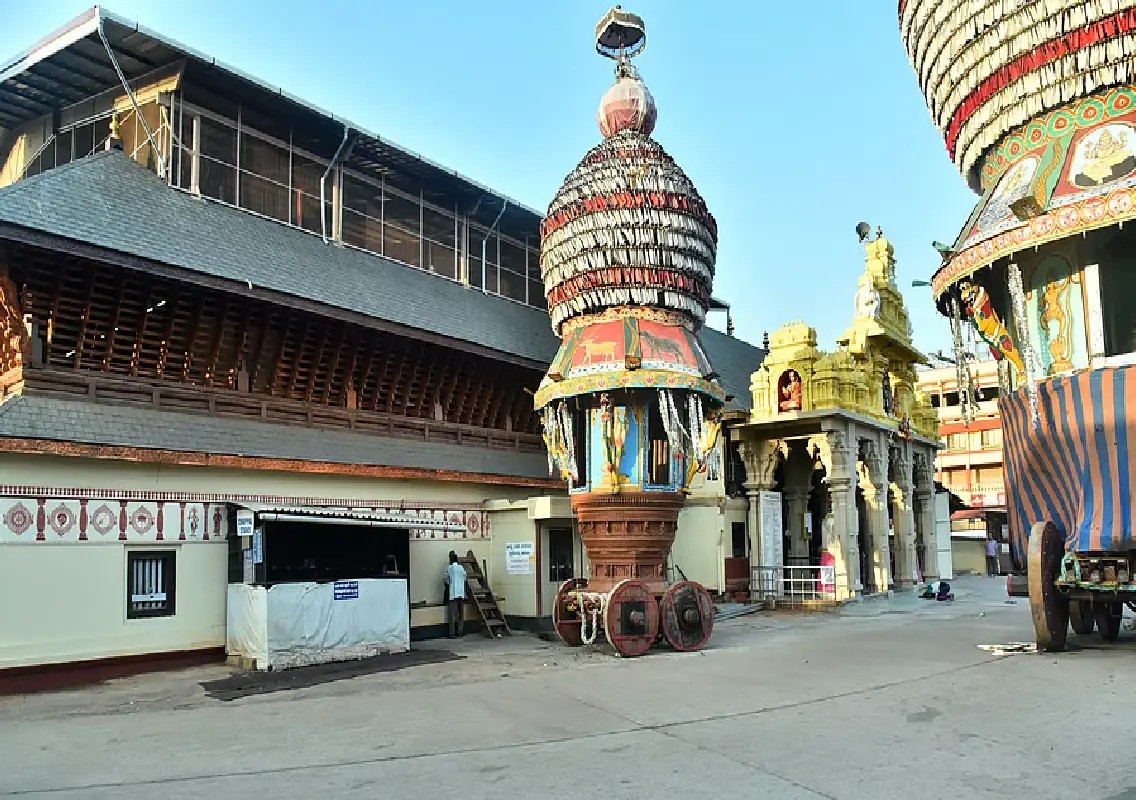 Udupi Sri Krishna Mutt regrets remarks on Adi Shankaracharya - News Karnataka