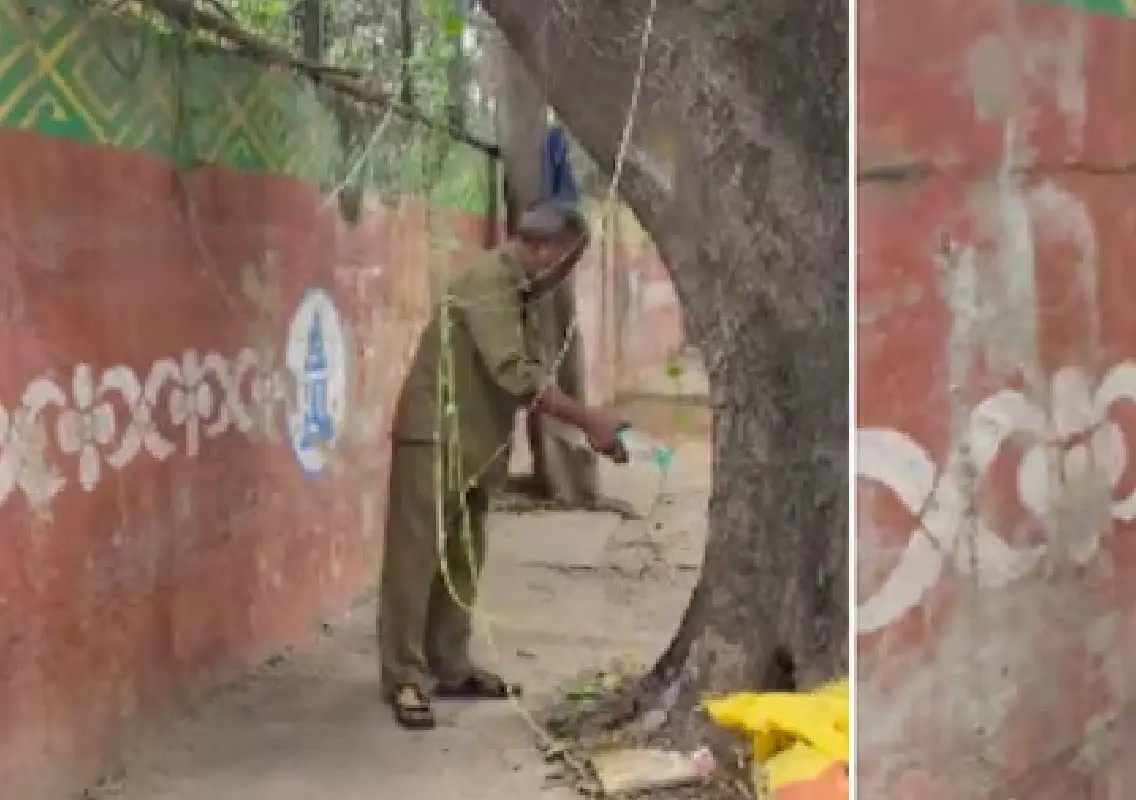 Video of man confronting auto driver over public urination goes viral - News Karnataka