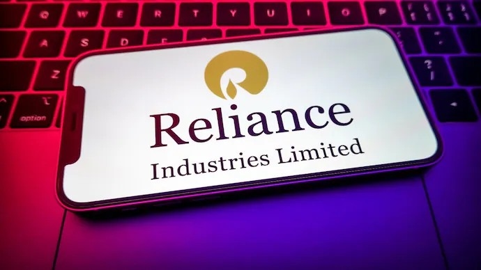 Reliance Q1 profit falls 22% despite 25% revenue rise - News Karnataka