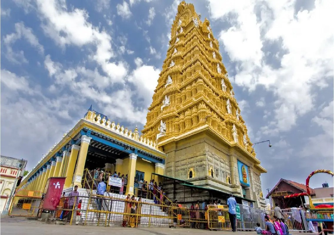 AI surveillance strengthens security at Chamundi Hills temple - News Karnataka