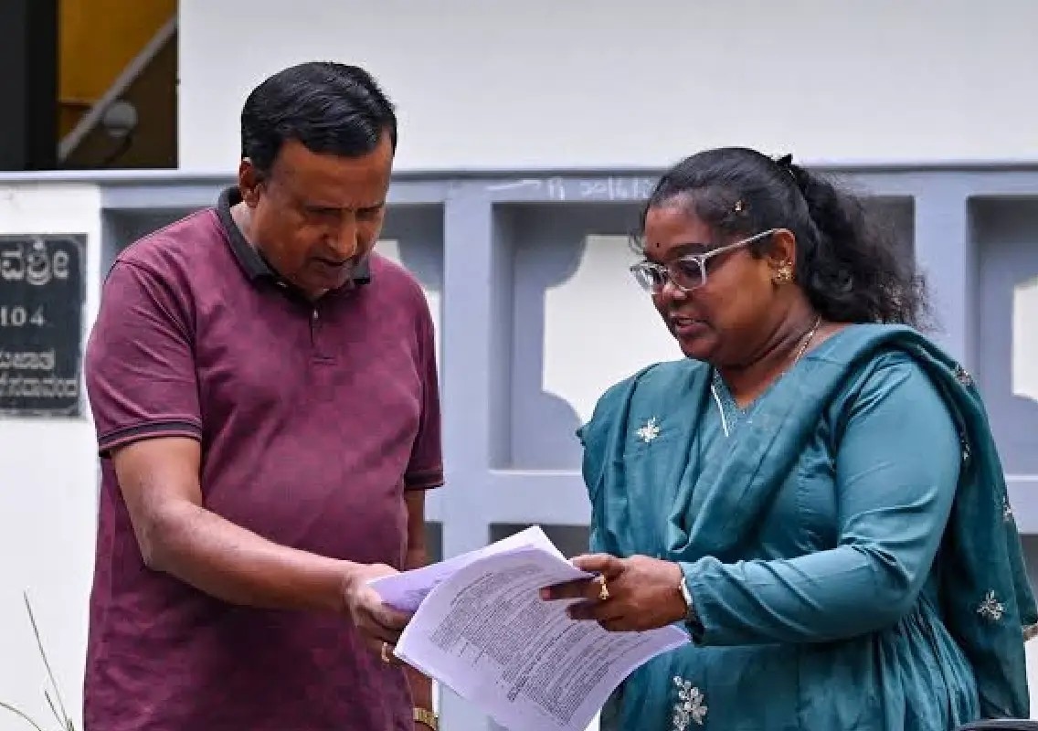 Apartment associations step in to help residents with SIR forms - News Karnataka