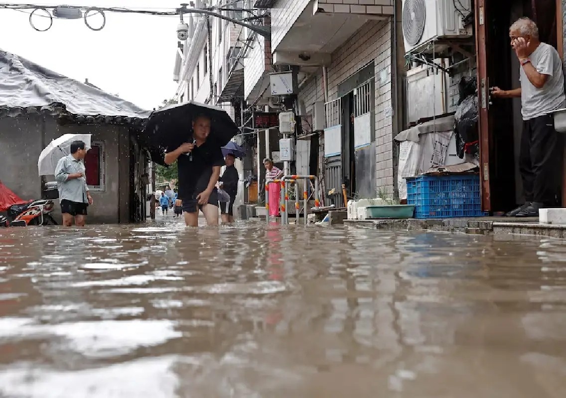 Beijing braces for extreme rain as Typhoon Dolphin moves inland - News Karnataka