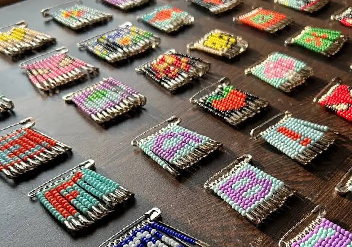 Bengaluru designer turns safety pins into viral art business - News Karnataka