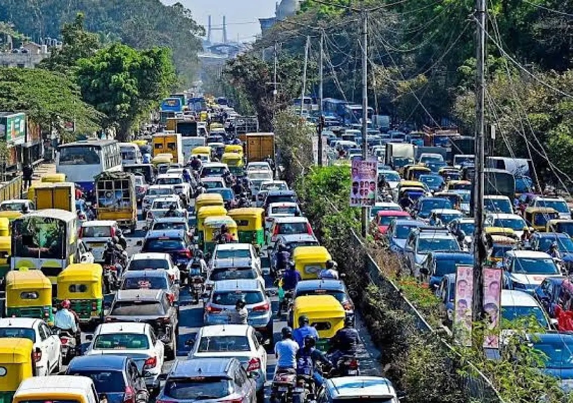 Bengaluru traffic leaves commuter questioning the cost of city life - News Karnataka