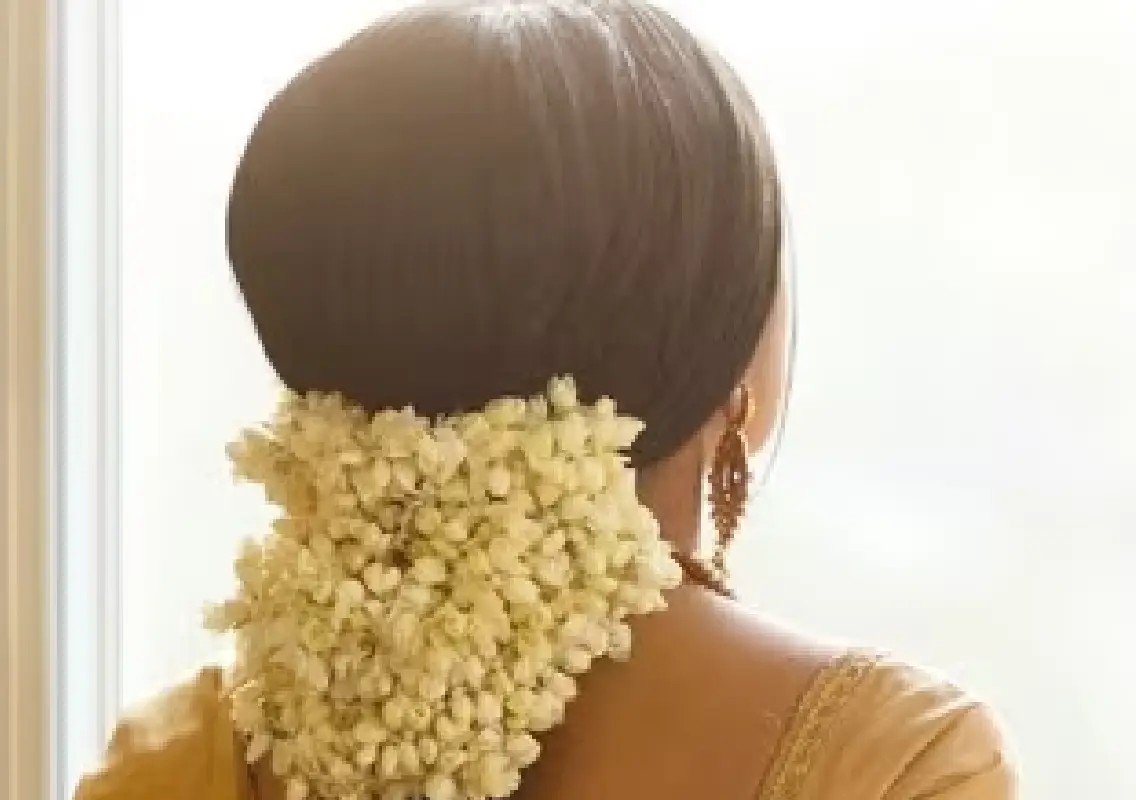 Can wearing a gajra really improve your mental well-being? - News Karnataka