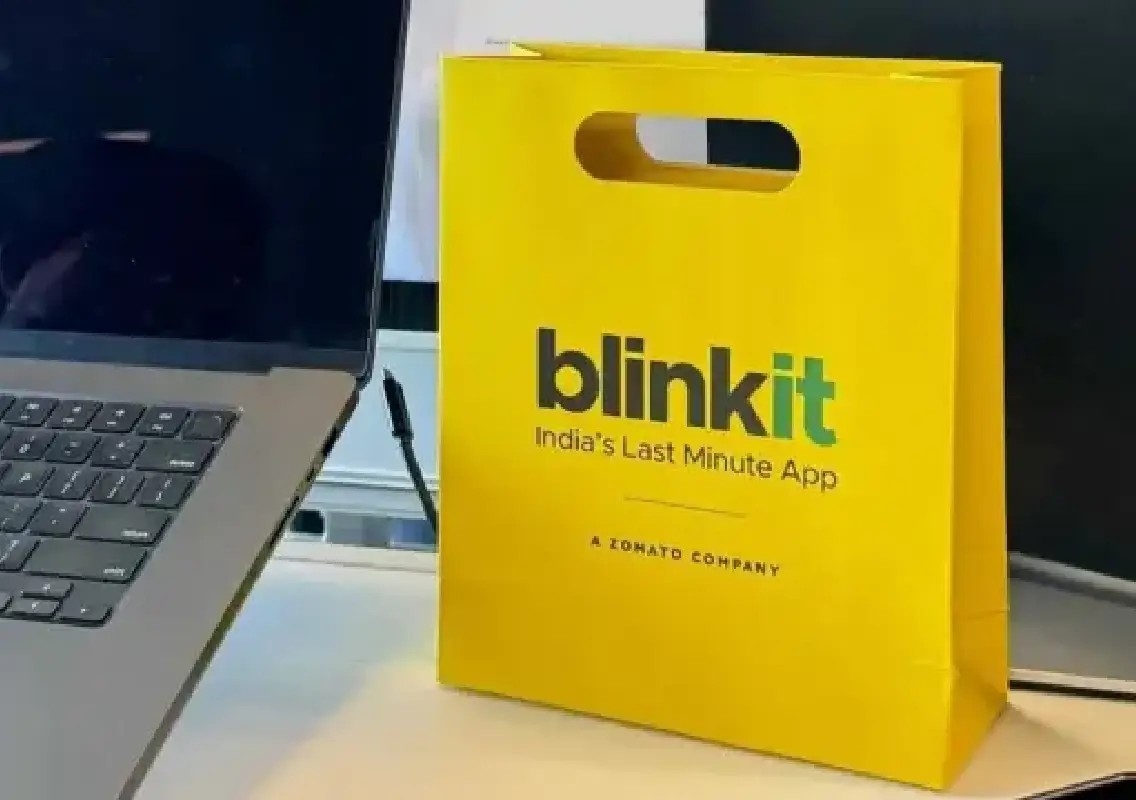 Cockroaches, expired food: Blinkit license suspended in Mumbai - News Karnataka