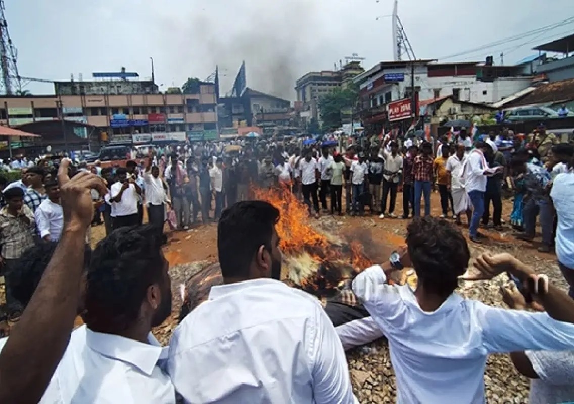 Congress protests in Udupi over Yashpal Suvarna's remarks on Rahul Gandhi: WATCH - News Karnataka