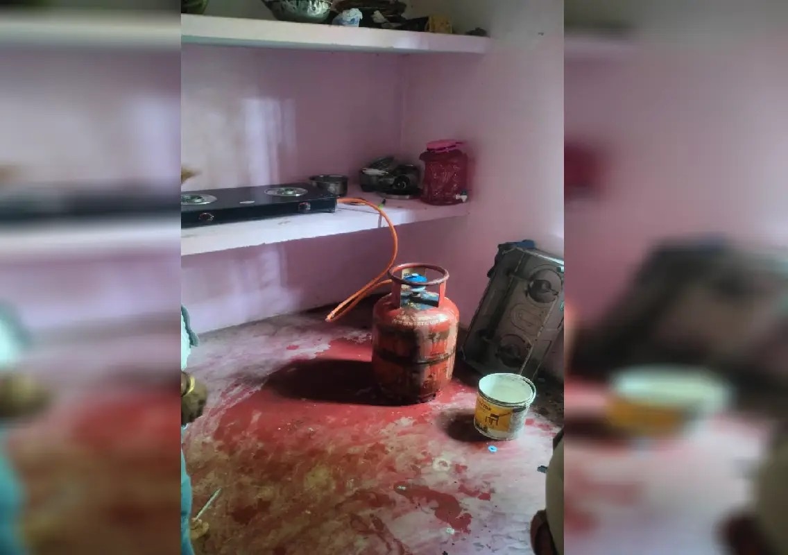 Cylinder explosion near Mijar leaves family of three seriously injured - News Karnataka