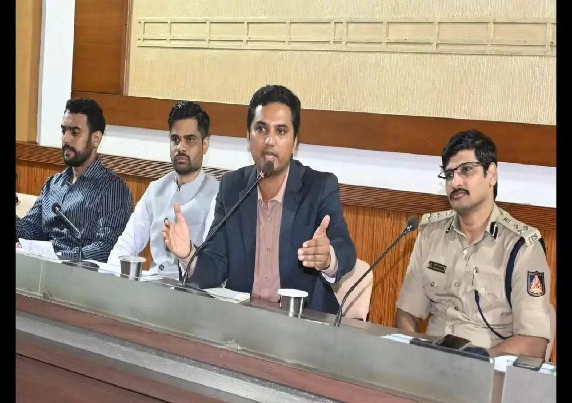 DC Manna land distribution issue to be resolved soon: DC - News Karnataka