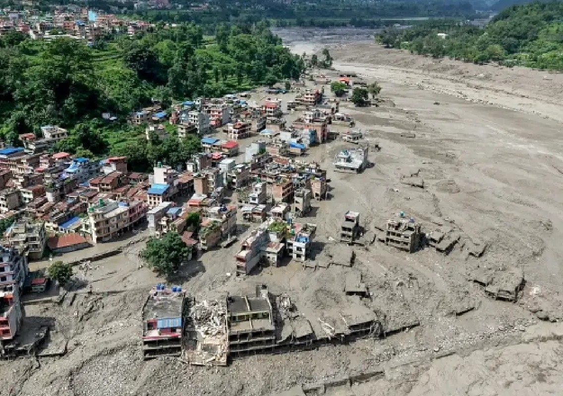 Eight killed as flash flood sweeps through Nepal near Tibet border - News Karnataka