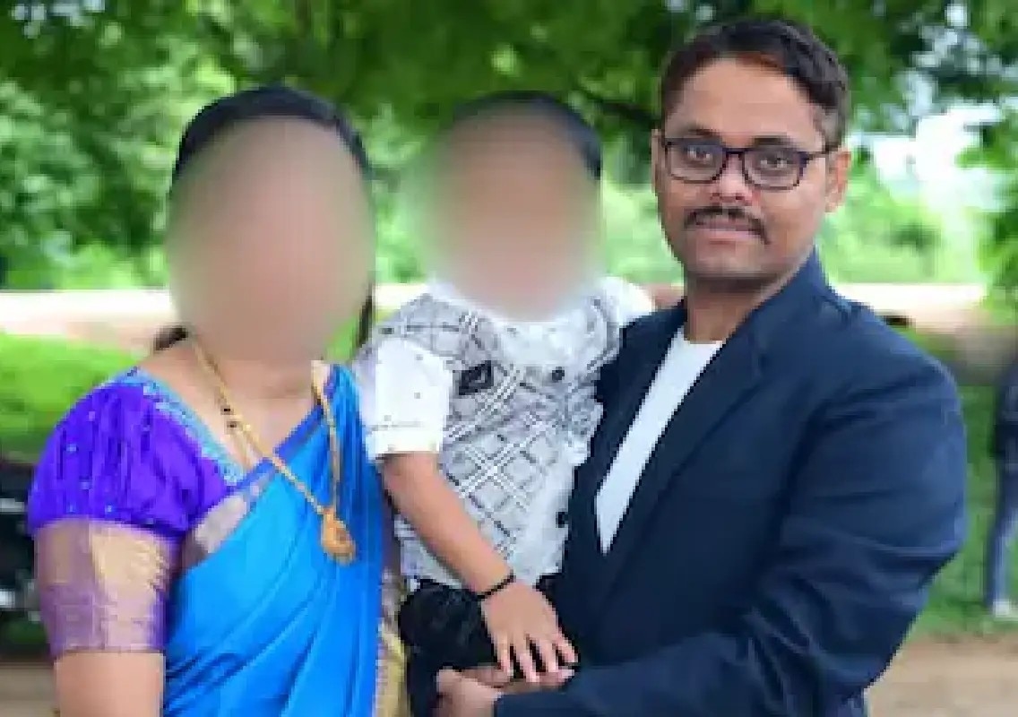 Father and four-year-old son found dead in Bengaluru home - News Karnataka