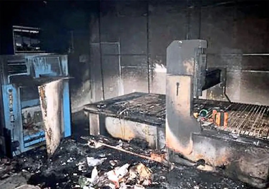 Fire guts Surathkal printing centre, causes Rs 1.60 crore loss - News Karnataka