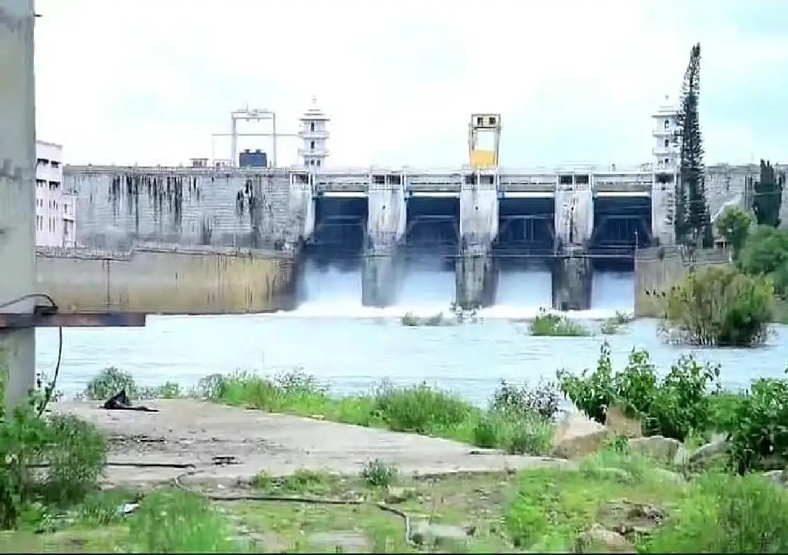 Kabini dam releases 25,000 cusecs as inflow surges after heavy rain - News Karnataka
