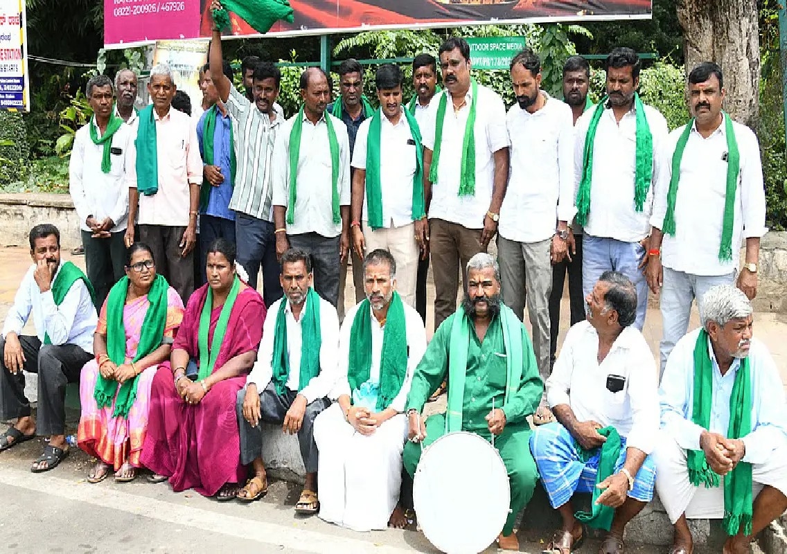 Karnataka Bandh: Protests held in Mysuru, normal life unaffected - News Karnataka