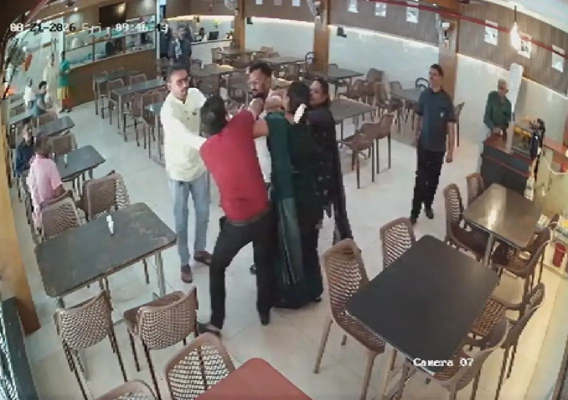 Kundapur journalist allegedly assaulted over hospital report: WATCH - News Karnataka