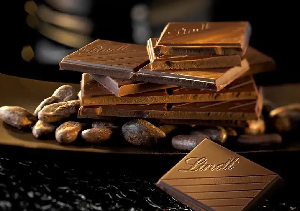 Lindt takes dark chocolate to the limit with new 100% cocoa bar - News Karnataka