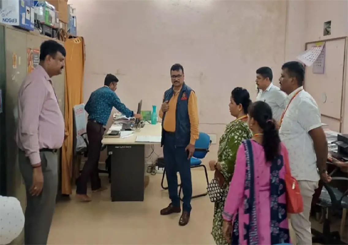 Lokayukta raids six taluk offices in Udupi district - News Karnataka