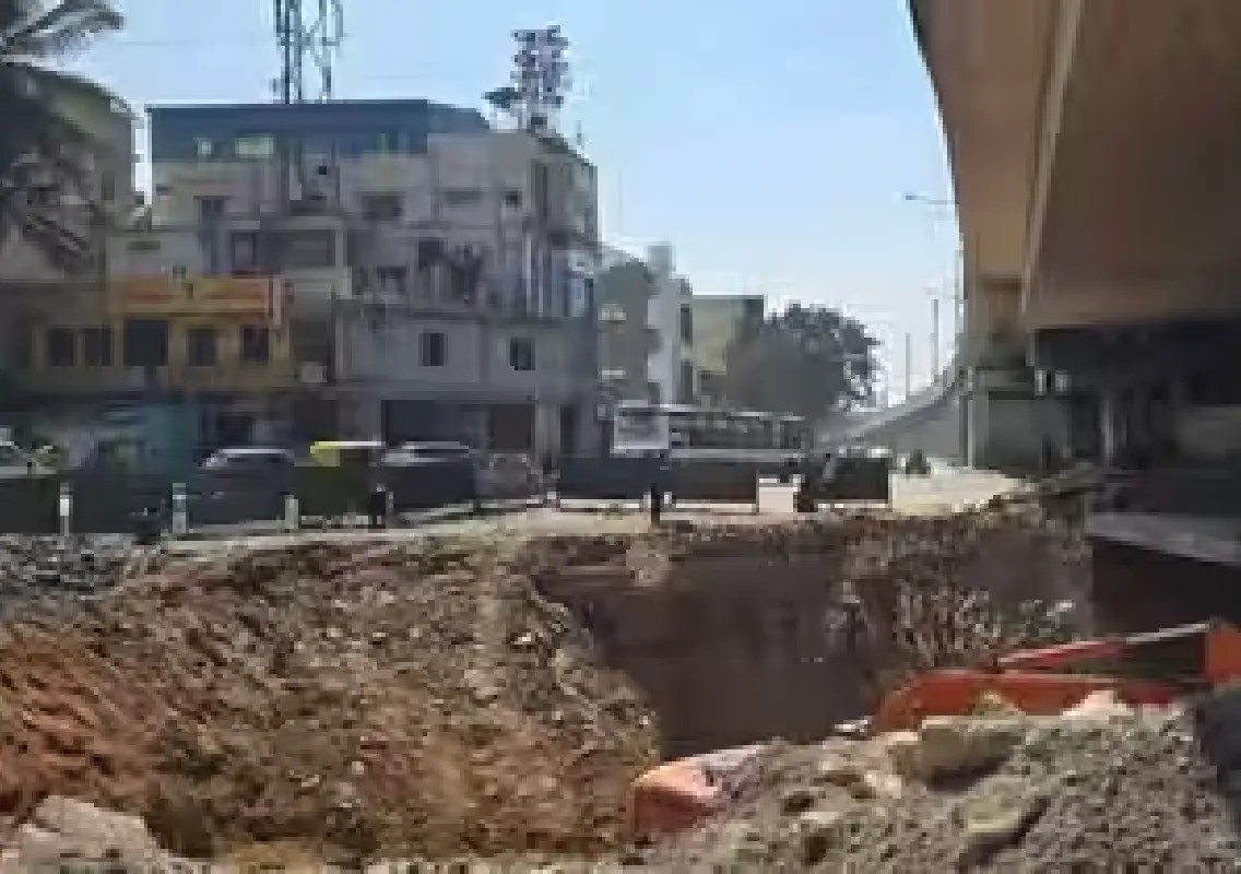 Long-delayed flyover project finally picks up pace in Bengaluru - News Karnataka