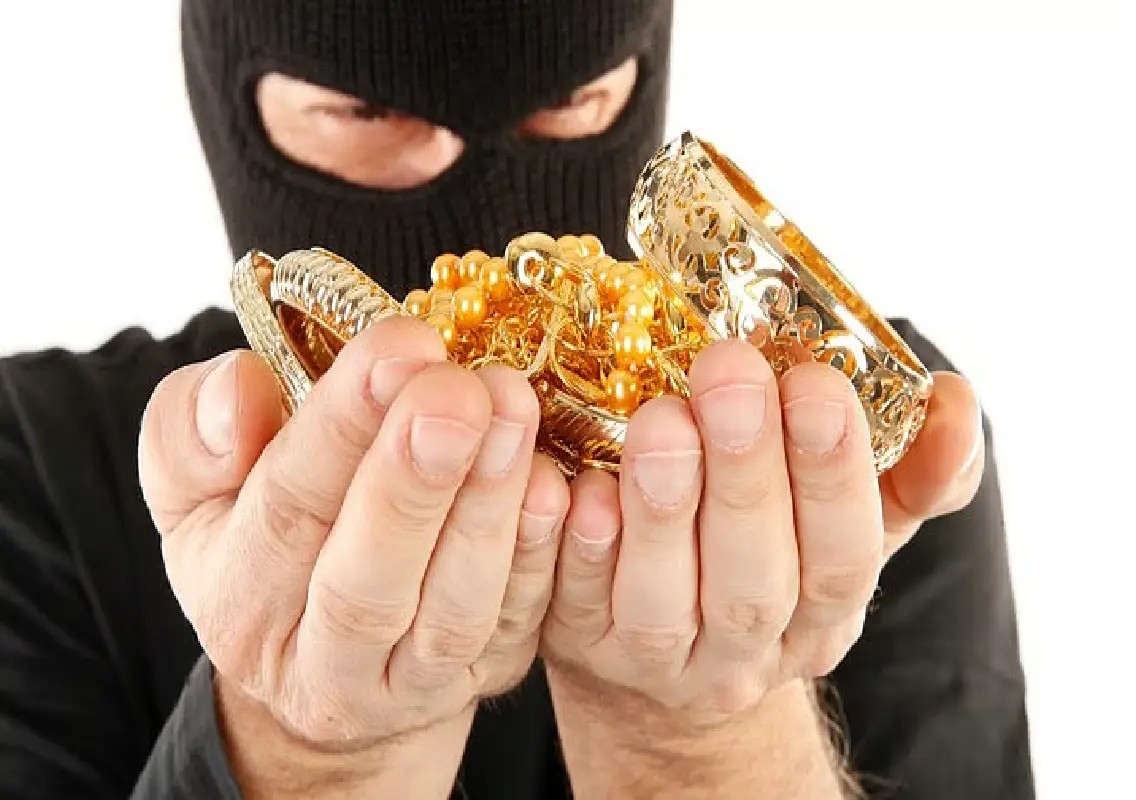 Mangaluru police crack elderly woman's robbery case in three days - News Karnataka