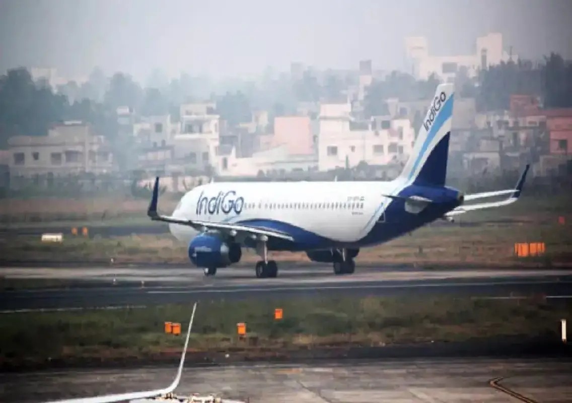 Mumbai airport bomb scare delays Delhi-bound IndiGo flight - News Karnataka