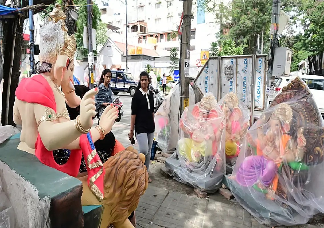Mysuru officials step up checks on suspected PoP Ganesha idols - News Karnataka