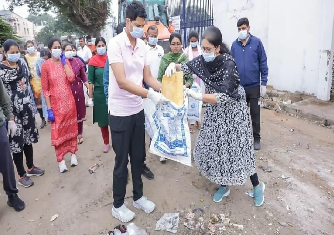Mysuru plans 10,000 student wardens for clean city drive - News Karnataka