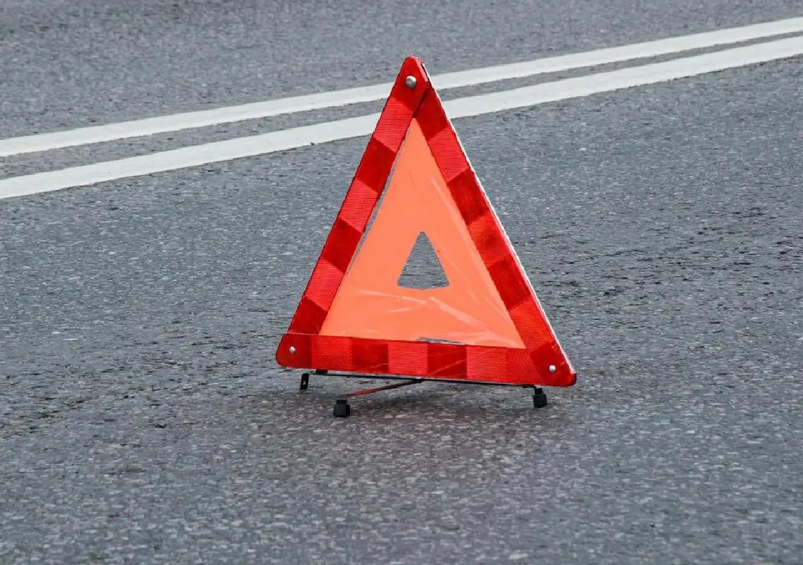 Schoolgirl killed after speeding car hits her on highway - News Karnataka