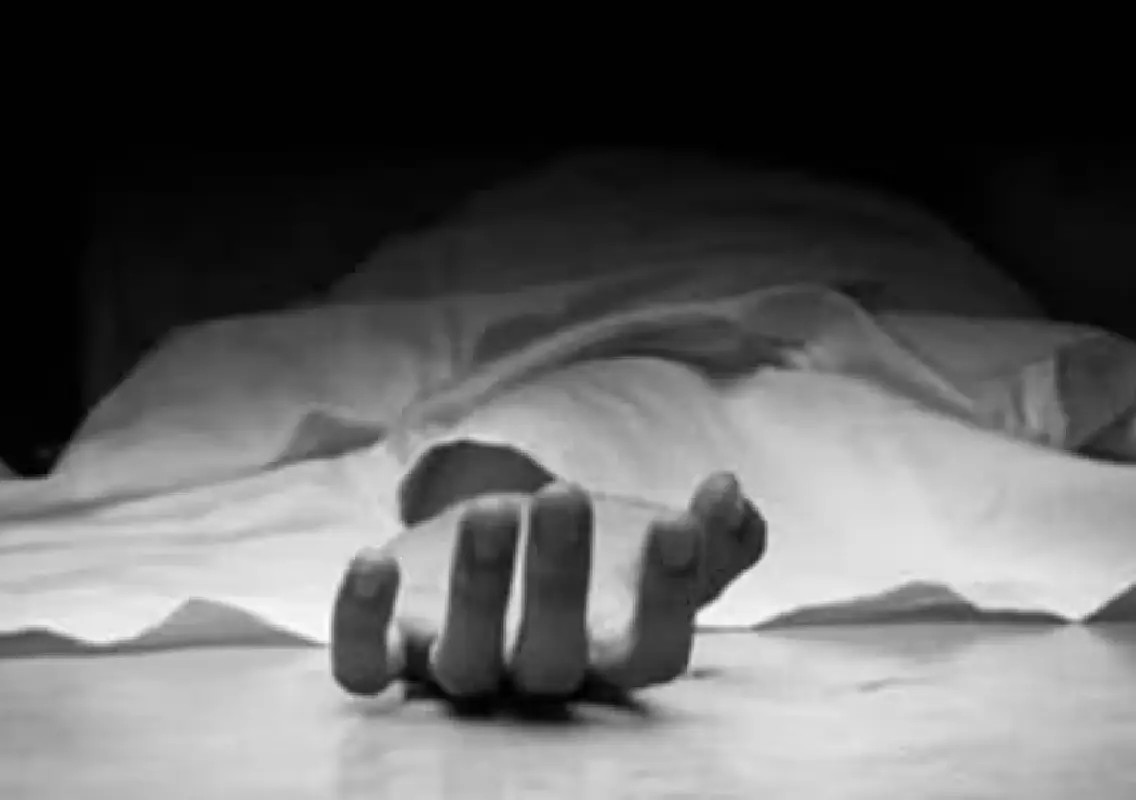Teen's tragic death highlights dangers of charging devices near beds - News Karnataka