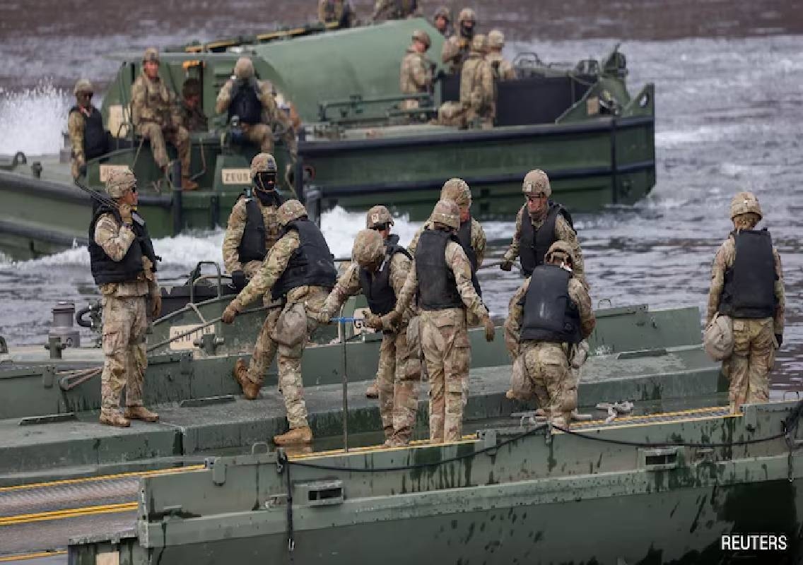 Trump scales back South Korea drills, cites Kim ties - News Karnataka