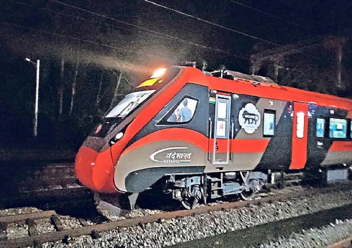 Vande Bharat completes trial run through Puttur towards Mangaluru - News Karnataka