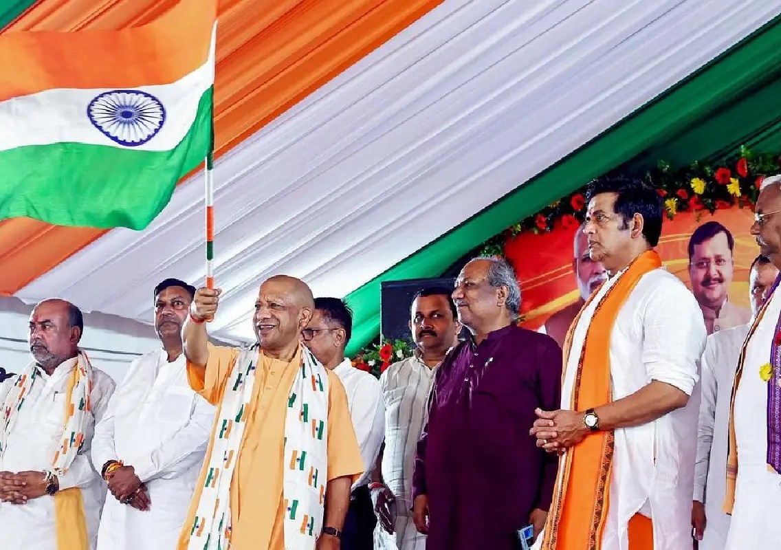 Tiranga reflects India’s pride and glory, says Yogi Adityanath - News Karnataka