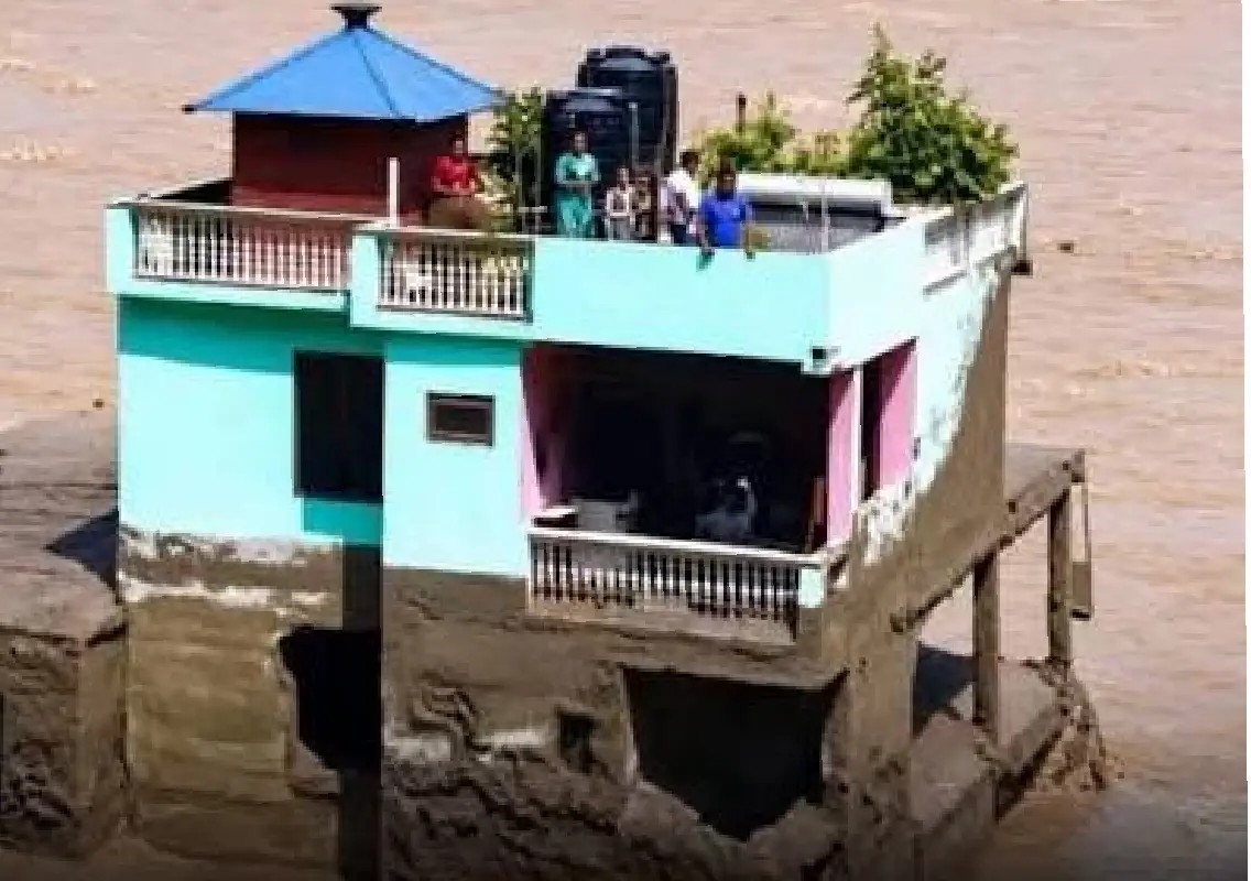 ‘Miracle house’ stands strong as Nepal floods destroy everything around - News Karnataka
